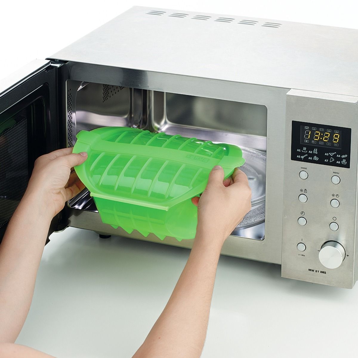 Deep Microwave Steam Cooker 1-2 p. Easily steam veggies and soups in your microwave!