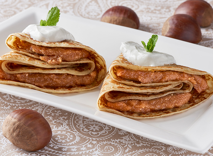 Crêpe with chestnut cream and yogurt