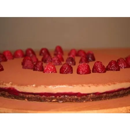 Tarte à la mousse au chocolat et aux framboises